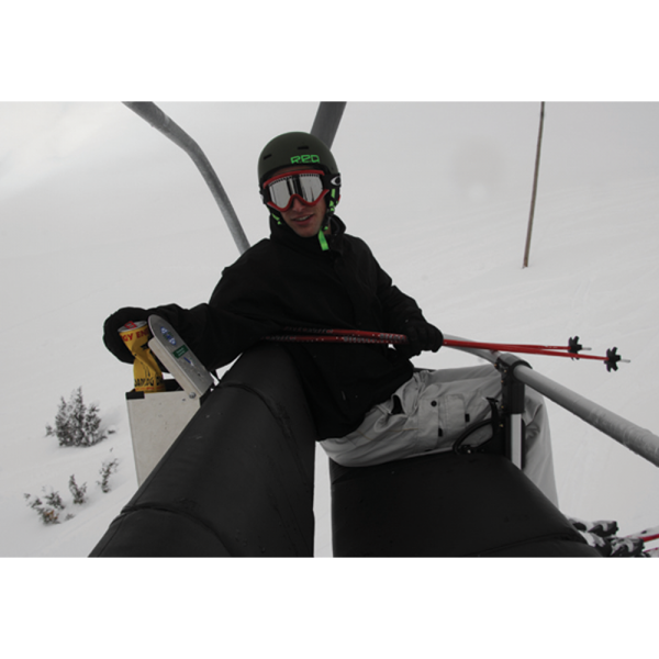 Récupérateur de déchets embarqué télésiège