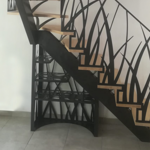 Escalier métal découpé